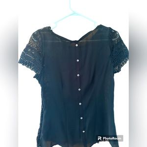 White House Black Market Short Sleeve Blouse - Women’s Size 8